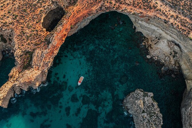 Mellieha: Gozo, Comino, Sea Caves, and Blue Lagoon Cruise - Group size, comfort, and equipment
