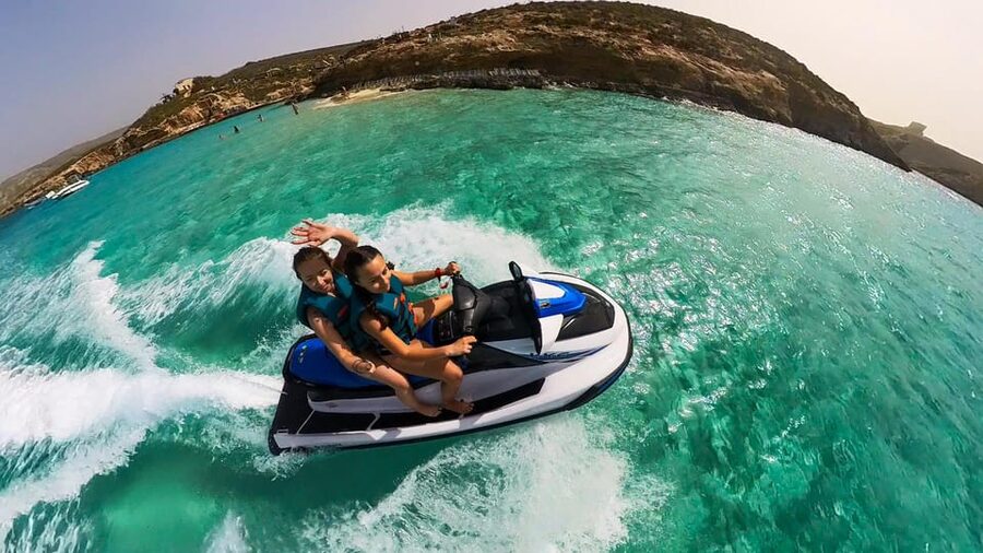 Mellieha: Jet Ski Rental - Riding alone or sharing with a passenger