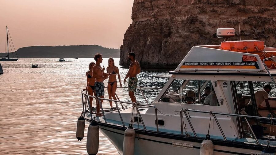 Mellieha: Round Comino, Blue Lagoon & Gozo Cruise with Water - Returning Past Gozo and Mġarr Harbour