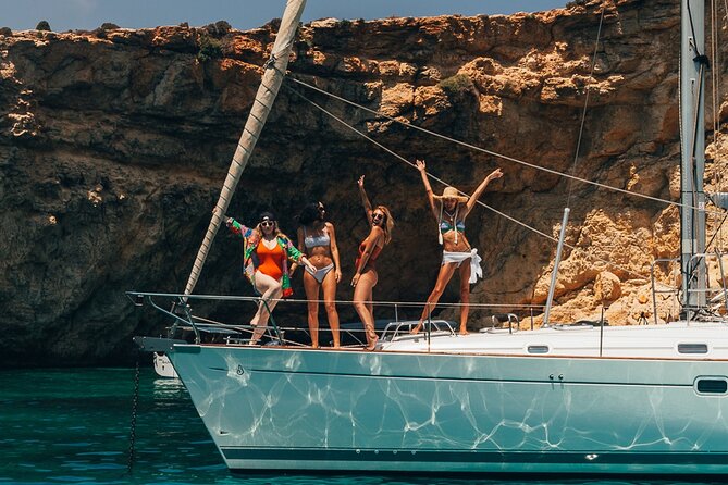 Private 8 Hours Boat Charter Trip in Malta - Gozo: one hour for a taste of island scenery