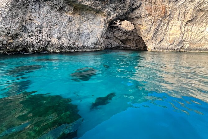 Private Boat Charter Blue Lagoon Crystal Lagoon and Comino - Who will enjoy this charter most?