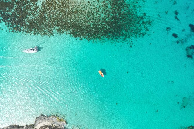 Private Boat Tour: Crystal Lagoon, Blue Lagoon, Comino and Gozo - A small boat gives you a better view of Comino