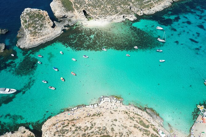 The Blue Lagoon from the air, one boat on the sand shelf