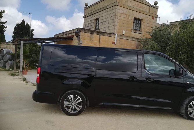 Private Driver to roam the island of Malta - The National Aquarium adds a family-friendly indoor stop