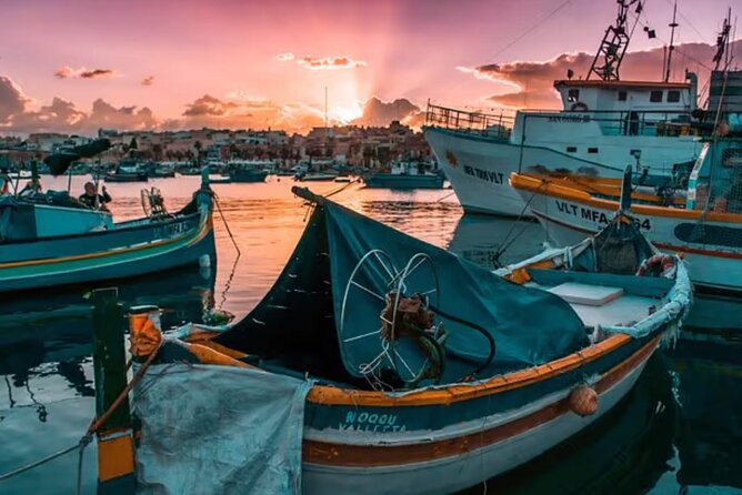 Private Sightseeing Tour across Malta, Gozo & Comino - A private car is the smart way to connect Malta’s far-flung sights