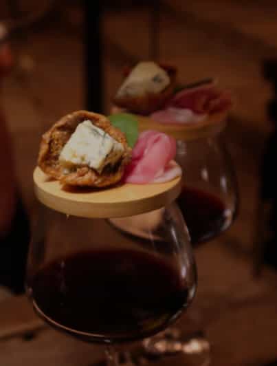 Romantic Wine Tasting Experience at Koccio Valletta - Maltese wines and changing seasonal pairings