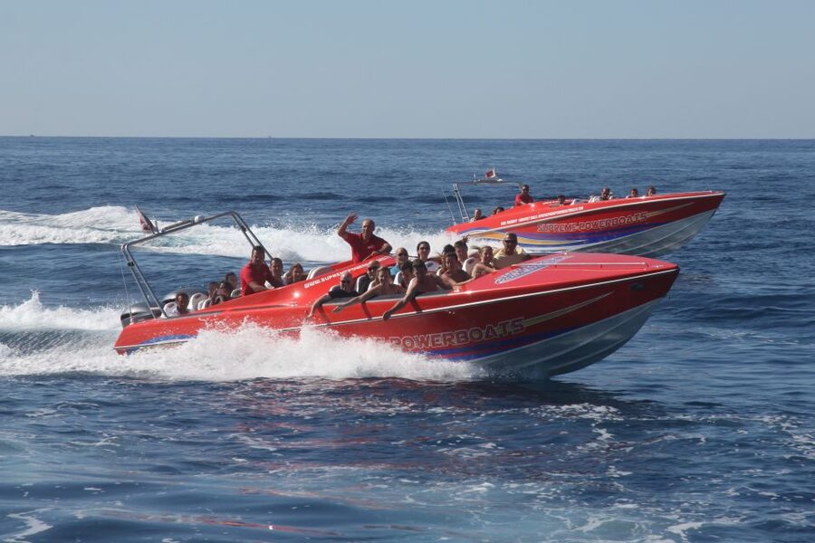 Sliema: Comino Blue Lagoon Powerboat Tour with Comino Caves - Santa Maria Caves and Crystal Lagoon
