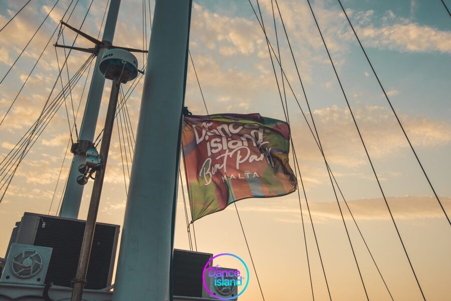 Sliema: Sailboat Party with an Open Bar, Food, and Swimming - Key things to know before boarding