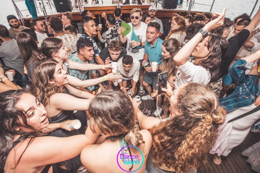 Sliema: Sailboat Party with an Open Bar, Food, and Swimming - Dancing under the stars