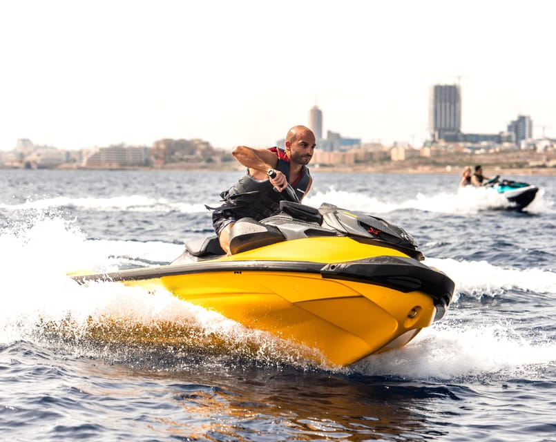 St. Julian's: Jet Ski Rental in St. George's Bay - How to fit the ride into a St. Julian’s day