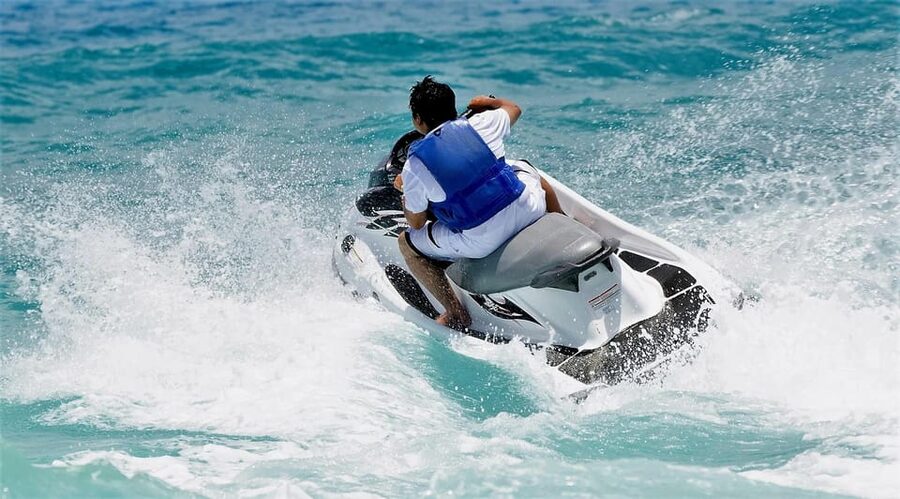 St. Julian's: Jet Ski Rental in St. George's Bay - Safety instruction before the throttle