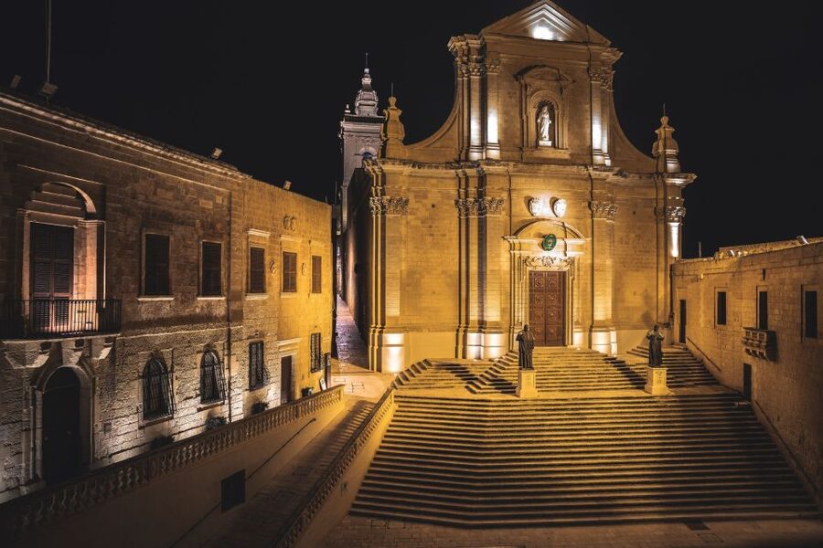 St. Paul's Bay: Gozo, Comino & St. Paul's Bus & Boat Tour - One hour at the Blue Lagoon
