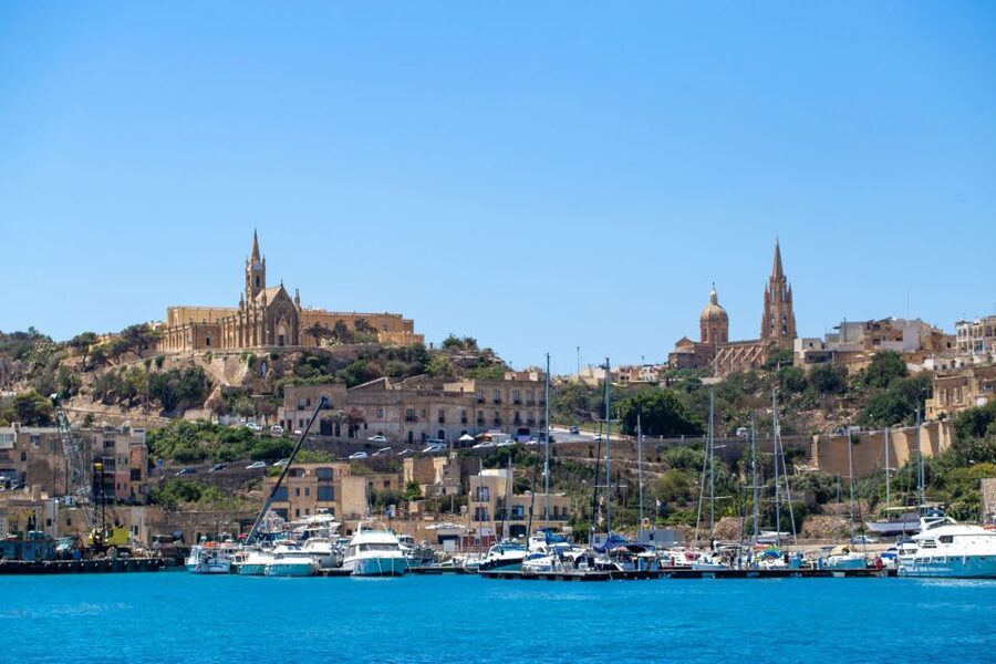St. Paul's Bay: Gozo, Comino & St. Paul's Bus & Boat Tour - Coastal views on the way to Comino