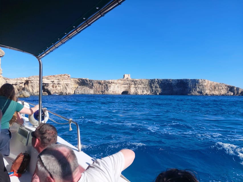 Sunset Tuk Tuk Tour in Gozo & Blue Lagoon (Comino) - Dinner is included, but keep it light in your expectations