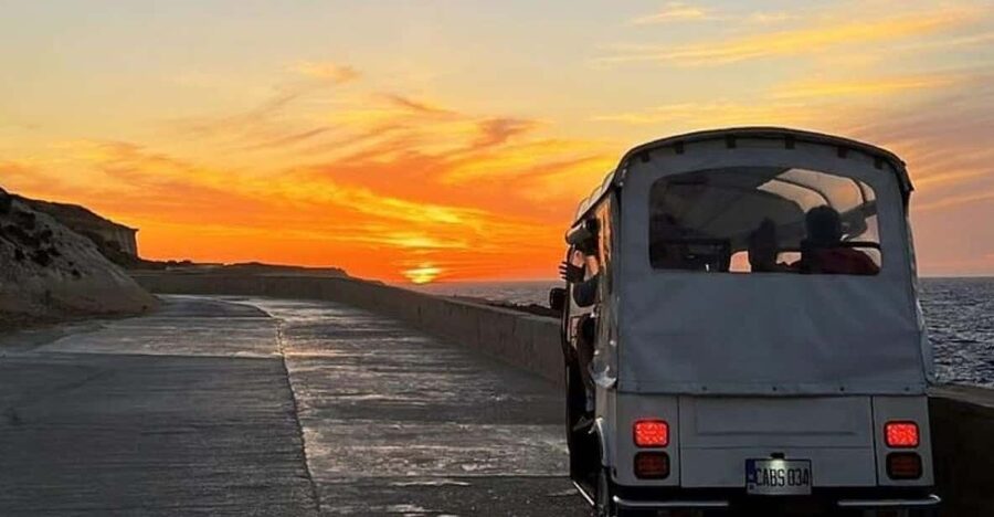 Sunset Tuk Tuk Tour in Gozo & Blue Lagoon (Comino) - Blue Lagoon swimming, with a few practical catches