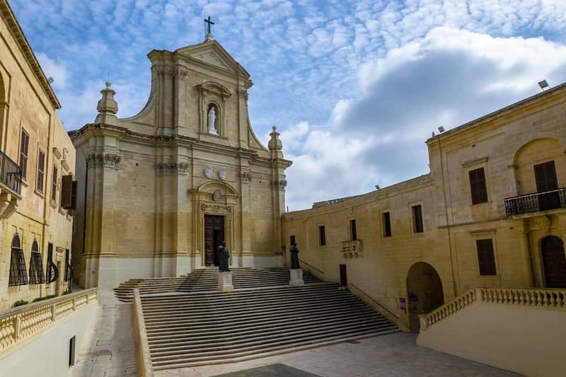 Temples Tour (Pickup, Transfer, Tickets & Drop-off Included) - Four thousand years before Malta’s famous cities