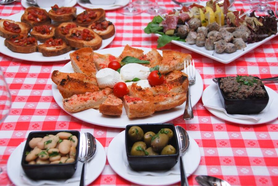 Valletta: Food and Culture Private Tour - Valletta stories between each bite