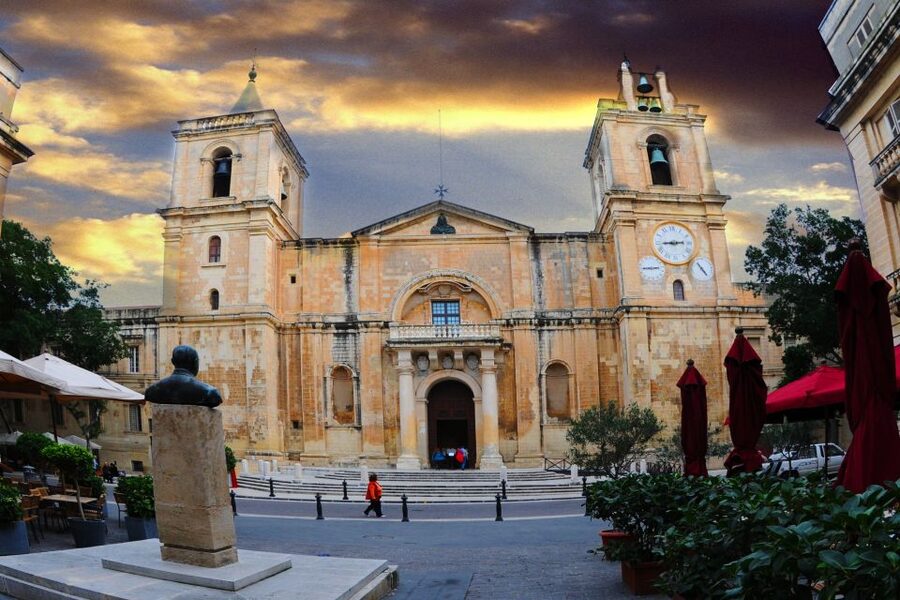 Valletta Half Day inc St. John's Cathedral, Malta Experience - Walking through a capital built by the Order of St. John