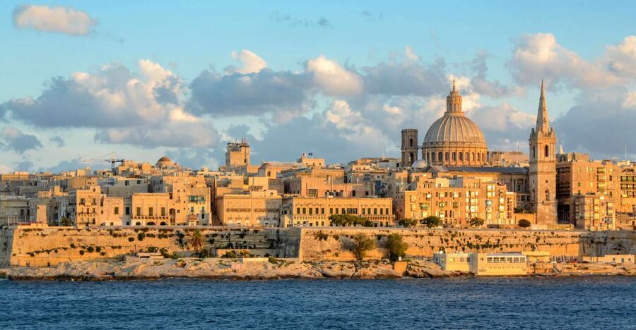 Valletta: Private Insider Walking Tour with Licensed Guide - Upper Barrakka Gardens and the best city views