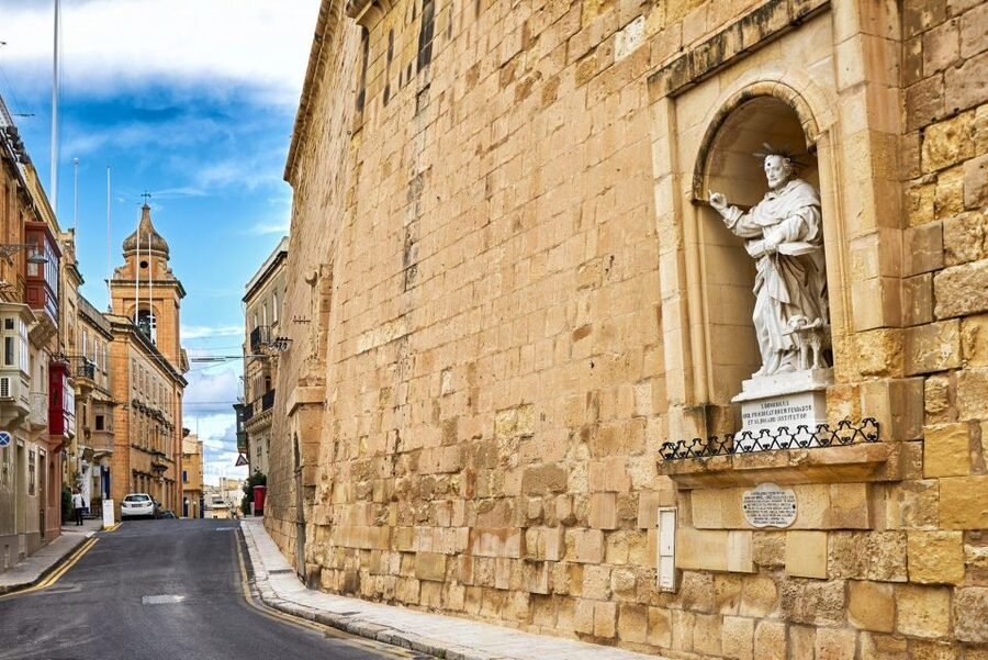 Valletta: Self-Guided Historical Walking Tour (Audio Guide) - Valletta’s story unfolds on foot