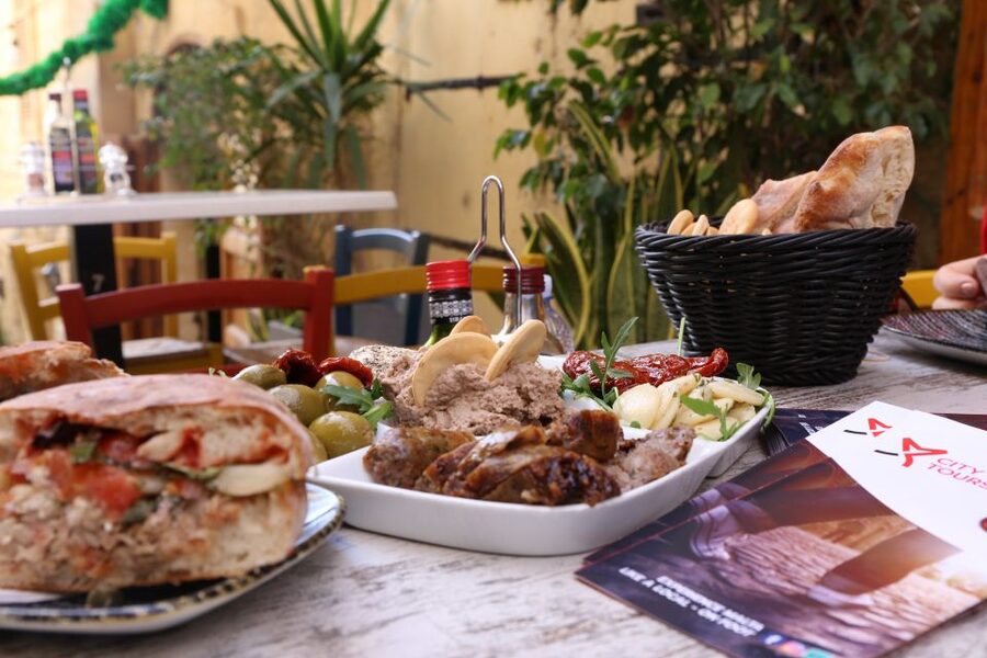 Valletta: Street Food and Culture Walking Tour - Meeting at the City Gate