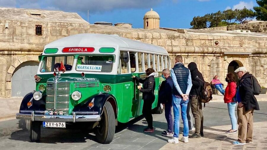 Valletta: Sunday Vintage Bus to Marsaxlokk - The ride to Marsaxlokk