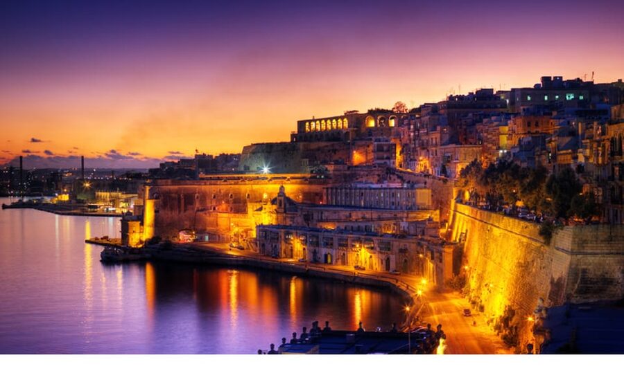 Valletta: The Dark Side Walking Tour - Haunted houses, murders, and stories that may be true