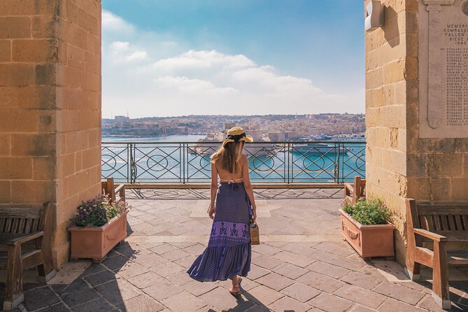 Valletta (UNESCO) guided tour, Malta Experience (included), Cathedral (optional) - Starting at Upper Barrakka Gardens and the Grand Harbour