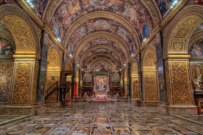 Valletta (UNESCO) guided tour, Malta Experience (included), Cathedral (optional) - The Malta Experience audiovisual show