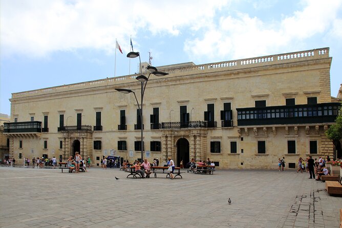 Valletta Walking Tour, In a Small Group - City Gate: meeting modern Valletta